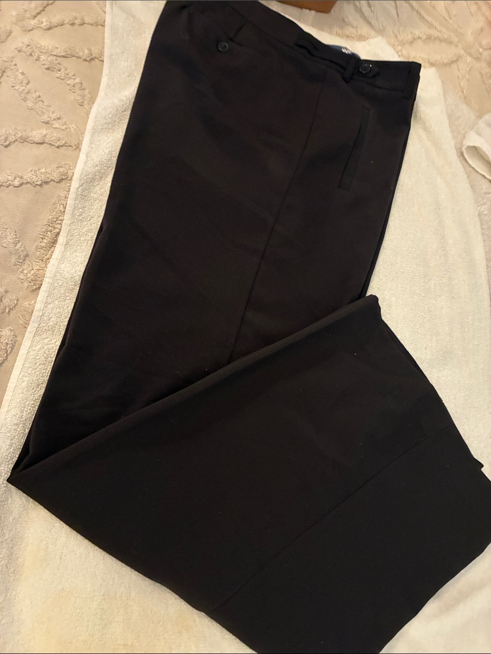 The Limited Black women’s Dress slacks w/faux front pockets and straight leg